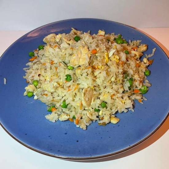 Arroz frito con pollo